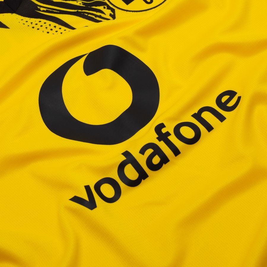 Borussia Dortmund Home Jersey 2025/26 Adults